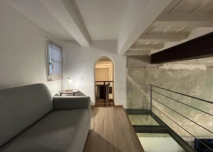 King Apartment